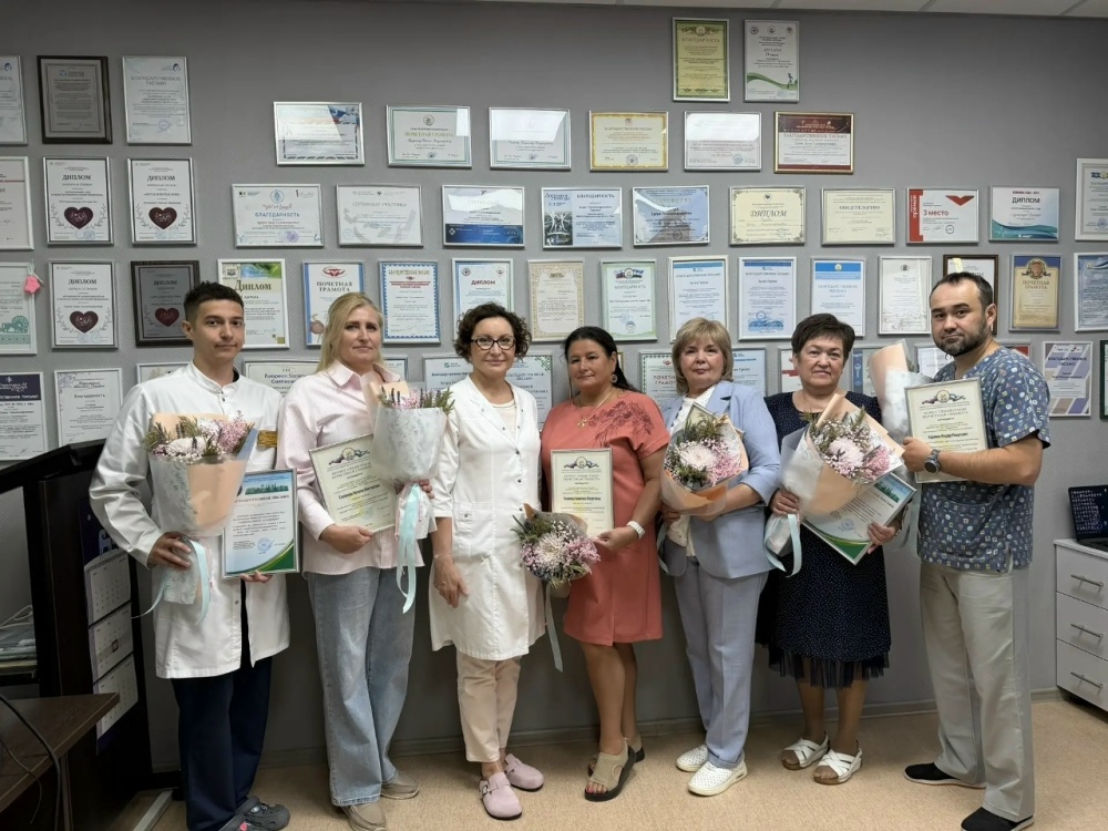 С Днём медицинского работника: наши герои получили заслуженные награды!