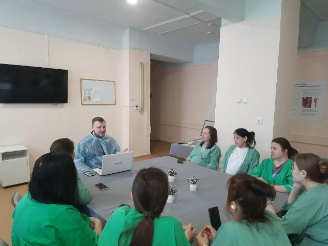 В ГКПЦ Уфы прошла лекция об эмоциональном здоровье мамы после родов